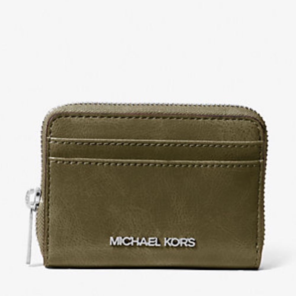 MICHAEL KORS Jet Set Medium Distressed Zip Around Card Case
Olive
NWT - Picture 4 of 16